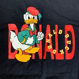 Vintage Donald Duck Roll Sleeve Red and Black Tee T-Shirt Size XL New with Tags